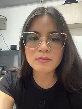 Snapshot of CamilaSofiia chatting on October 2025 08:32:02 PM CamilaSofiia online show from October 2025 08:32:02 PM