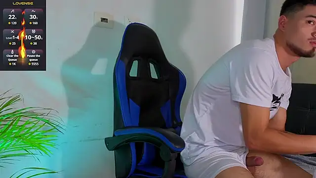 EdwardRoss  online show from February 2026 10:08:01 PM