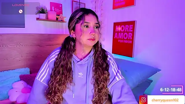 Cherryyquen online show from February 2026 12:22:02 AM