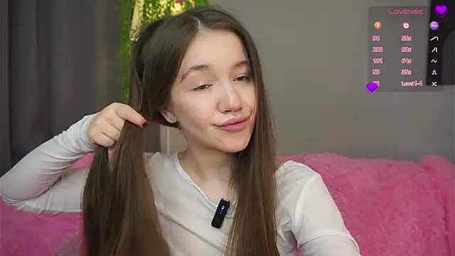 AmiLewis online show from March 2025 01:03:02 AM