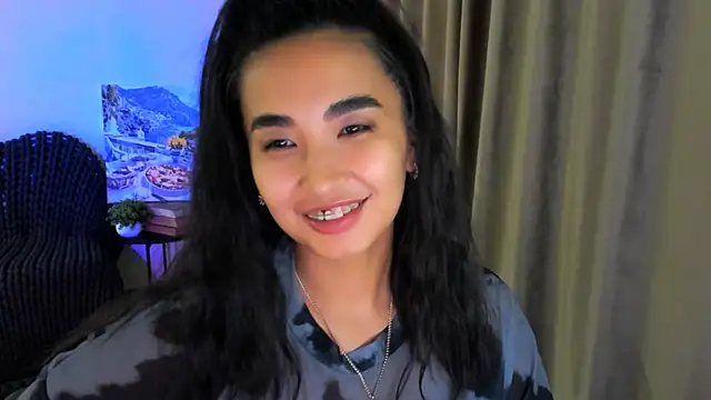 Snapshot of worldofkim chatting on March 2025 10:50:01 PM worldofkim online show from March 2025 10:50:01 PM