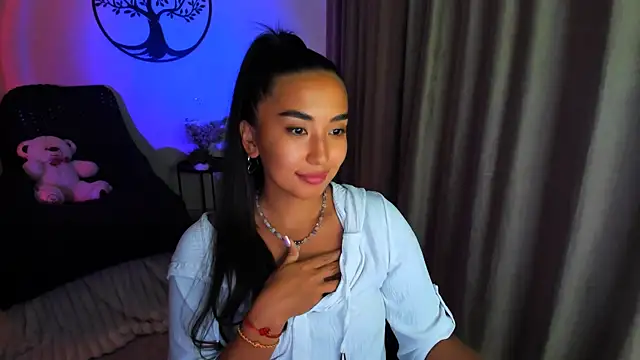 Snapshot of worldofkim chatting on September 2025 05:24:01 PM worldofkim online show from September 2025 05:24:01 PM