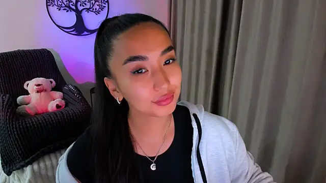 Snapshot of worldofkim chatting on October 2025 07:36:02 PM worldofkim online show from October 2025 07:36:02 PM