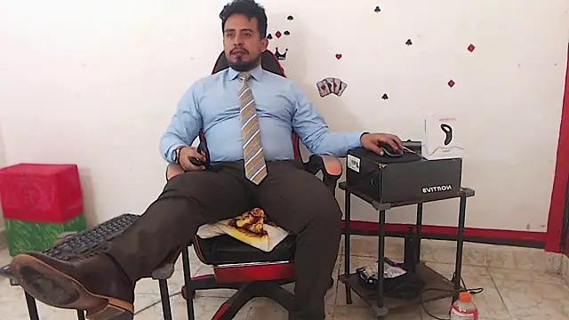 Snapshot of KalethBigDick chatting on February 2026 03:05:02 PM KalethBigDick online show from February 2026 03:05:02 PM