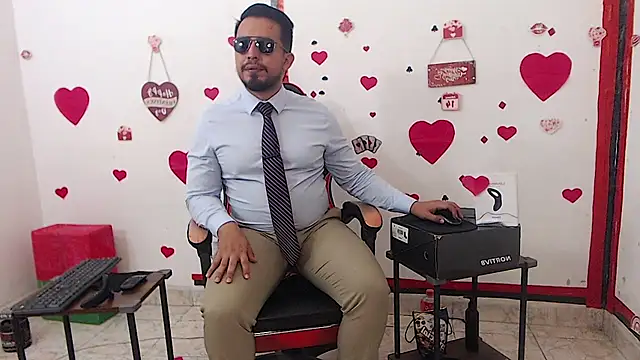 Snapshot of KalethBigDick chatting on February 2026 10:30:02 PM KalethBigDick online show from February 2026 10:30:02 PM