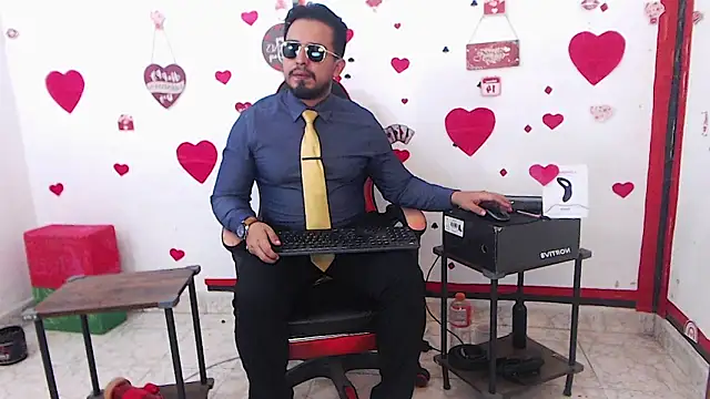 Snapshot of KalethBigDick chatting on February 2026 07:09:02 AM KalethBigDick online show from February 2026 07:09:02 AM