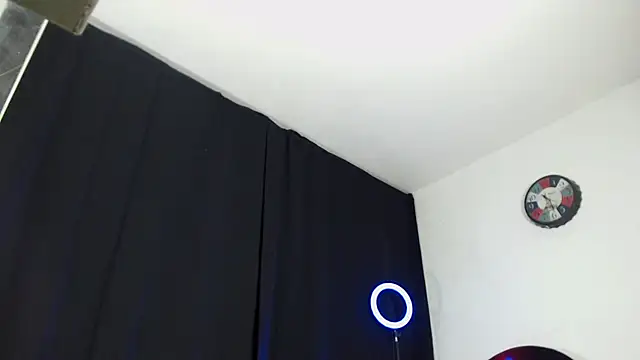 Antonywebb94 online show from December 2024 02:47:01 AM