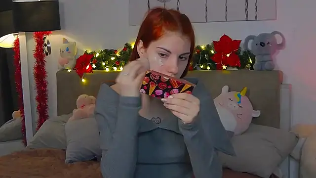 CassKiera online show from December 2025 07:59:01 AM