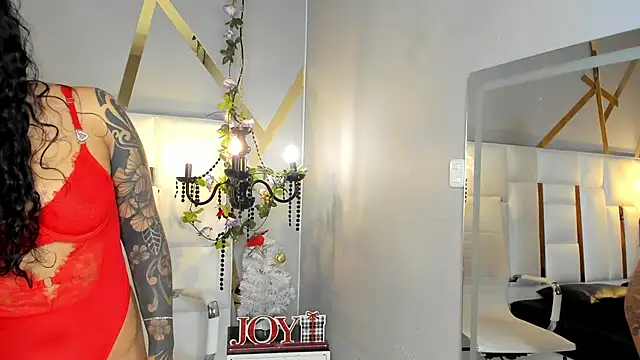 Snapshot of magic_marg chatting on December 2024 09:20:02 PM magic marg online show from December 2024 09:20:02 PM