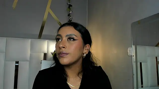 Snapshot of magic_marg chatting on December 2024 09:19:01 PM magic marg online show from December 2024 09:19:01 PM