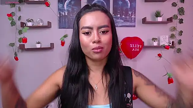 Snapshot of macey_elliot_ chatting on February 2025 06:10:02 PM macey elliot online show from February 2025 06:10:02 PM