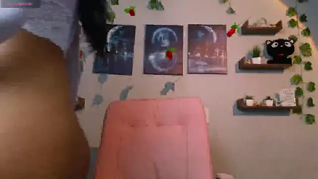 Snapshot of macey_elliot_ chatting on March 2025 01:02:01 PM macey elliot online show from March 2025 01:02:01 PM