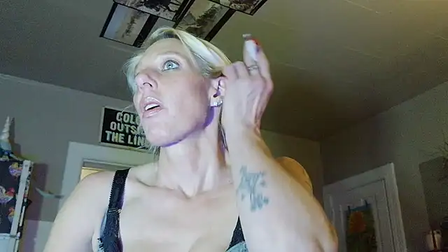 Glamazonx online show from January 2026 04:04:02 AM