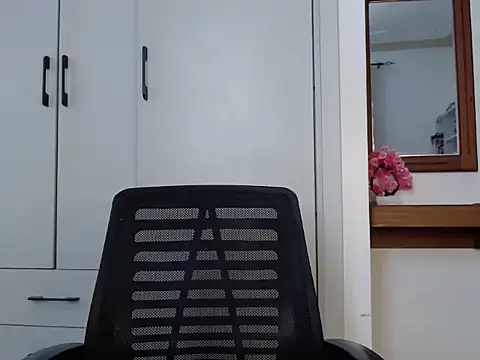 queencydoll online show from February 2026 06:44:01 AM