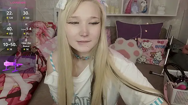 Snapshot of MeowkaKitty chatting on November 2025 03:40:01 AM MeowkaKitty online show from November 2025 03:40:01 AM