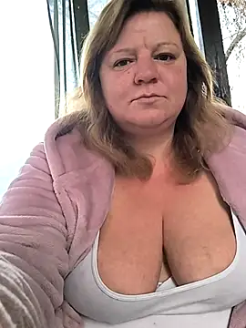 jusichka online show from November 2025 05:21:01 AM