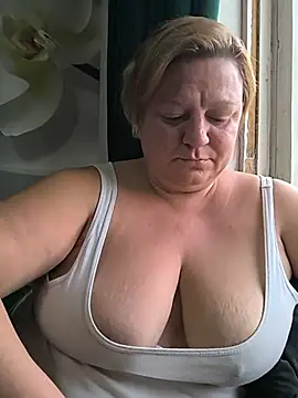 jusichka online show from July 2026 05:08:02 PM