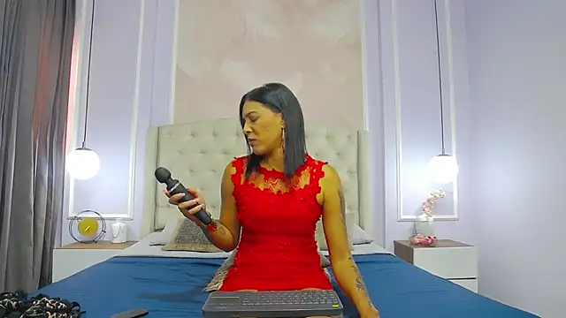 Snapshot of JoannaCox chatting on September 2025 05:59:01 PM JoannaCox online show from September 2025 05:59:01 PM