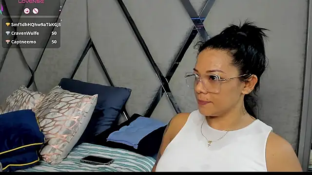 paula daniela1 online show from December 2024 12:33:02 AM