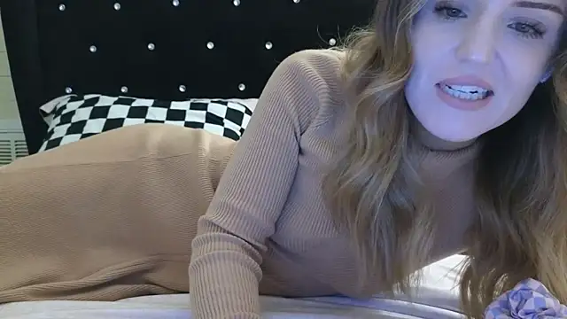 Snapshot of sexylilly69 chatting on May 2026 03:12:01 AM sexylilly69 online show from May 2026 03:12:01 AM