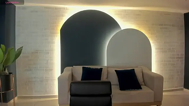 Snapshot of GigiLee_ chatting on December 2024 12:06:01 PM GigiLee  online show from December 2024 12:06:01 PM