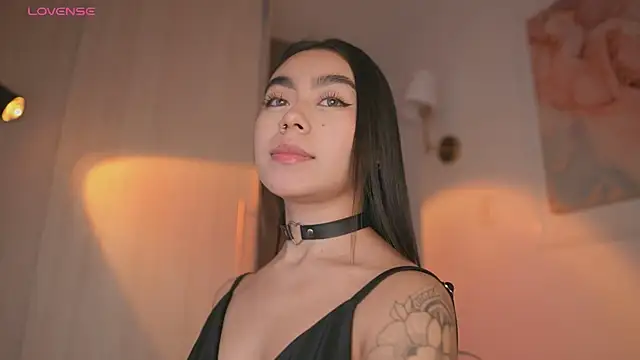 Snapshot of GigiLee_ chatting on October 2025 11:26:02 PM GigiLee  online show from October 2025 11:26:02 PM