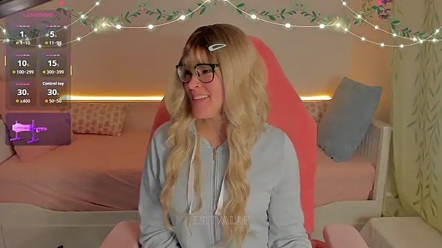 estivalae online show from December 2025 11:58:02 AM