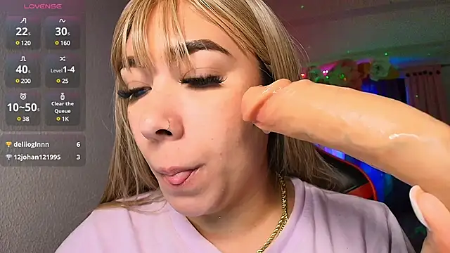 leahtemptation3 online show from February 2025 11:54:02 AM