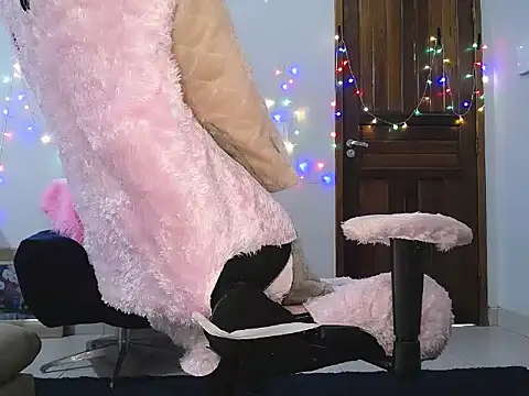 Irresistible24 online show from March 2025 09:26:02 PM