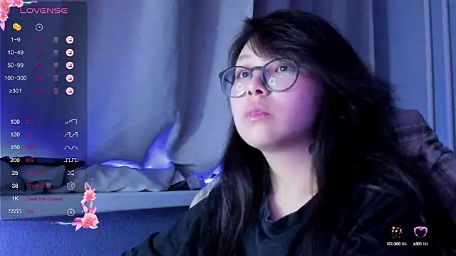 Snapshot of maydaykimmy chatting on December 2024 10:26:02 PM maydaykimmy online show from December 2024 10:26:02 PM
