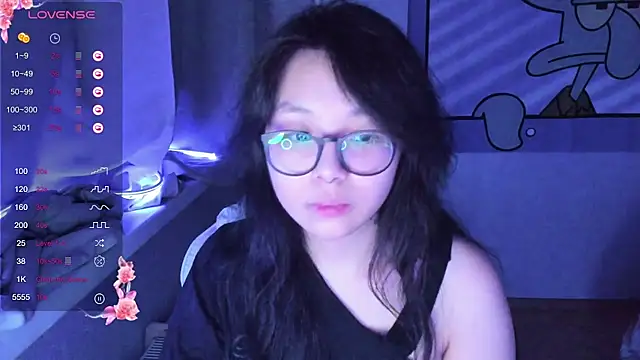 Snapshot of maydaykimmy chatting on January 2025 08:52:02 PM maydaykimmy online show from January 2025 08:52:02 PM