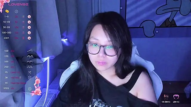 Snapshot of maydaykimmy chatting on January 2025 09:22:01 PM maydaykimmy online show from January 2025 09:22:01 PM
