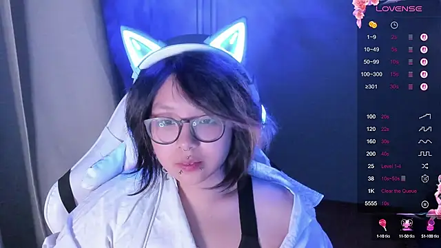 Snapshot of maydaykimmy chatting on October 2025 09:00:02 PM maydaykimmy online show from October 2025 09:00:02 PM
