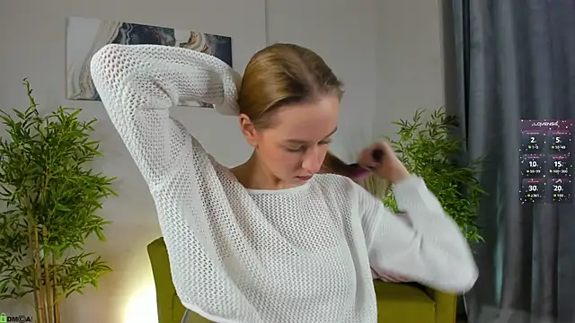 Sweett Monica online show from November 2025 01:05:02 AM