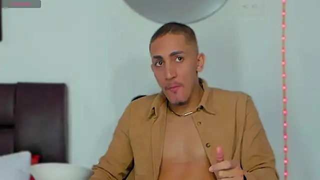 MikeRoss7777 online show from September 2025 01:35:01 PM