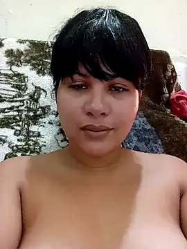 Snapshot of Yara0k chatting on February 2025 09:47:02 AM Yara0k online show from February 2025 09:47:02 AM