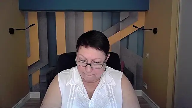 BarbaraTurners online show from December 2025 12:34:02 PM