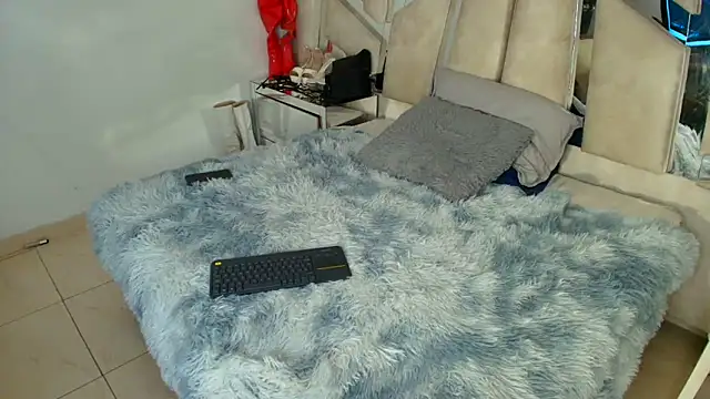 Snapshot of Natalyefoster chatting on November 2025 06:29:02 PM Natalyefoster online show from November 2025 06:29:02 PM