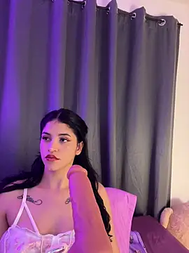 Snapshot of ShawtySlammed chatting on February 2026 07:06:01 AM ShawtySlammed online show from February 2026 07:06:01 AM