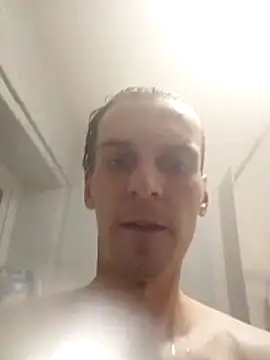 Mrleitenant online show from December 2025 10:36:02 PM