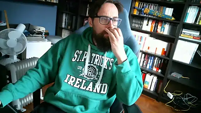 Snapshot of MeSteff chatting on January 2025 01:18:02 PM MeSteff online show from January 2025 01:18:02 PM