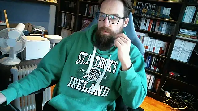 Snapshot of MeSteff chatting on January 2025 03:32:01 PM MeSteff online show from January 2025 03:32:01 PM