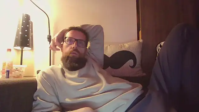 Snapshot of MeSteff chatting on March 2025 08:29:02 PM MeSteff online show from March 2025 08:29:02 PM