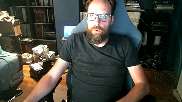 Snapshot of MeSteff chatting on September 2025 06:41:02 PM MeSteff online show from September 2025 06:41:02 PM