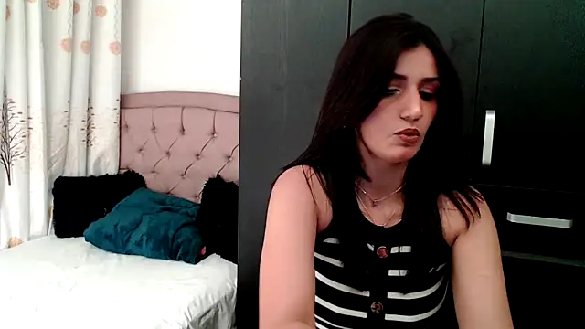 Snapshot of ZajiraShane chatting on March 2025 01:30:02 AM ZajiraShane online show from March 2025 01:30:02 AM