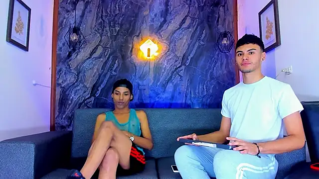 liam genner  online show from December 2024 07:58:02 PM