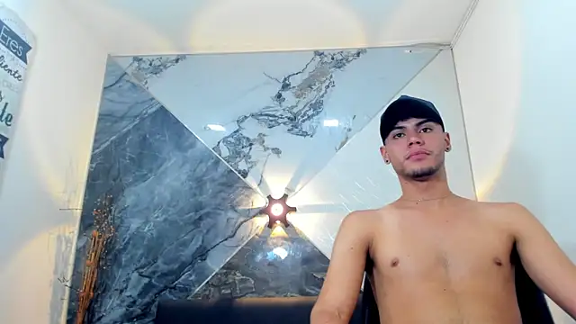 liam genner  online show from March 2025 01:56:01 AM