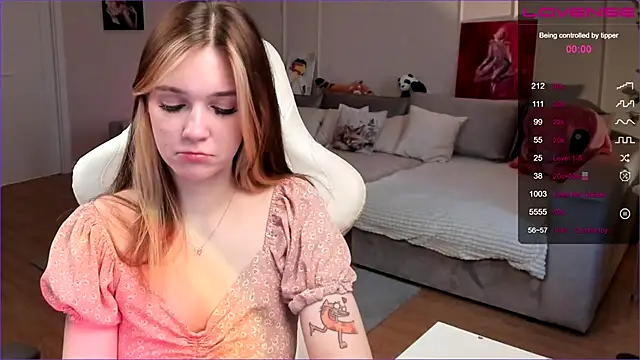 Frau Lina online show from March 2026 03:18:01 PM