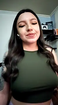 Paudelatorre online show from February 2025 12:36:02 AM