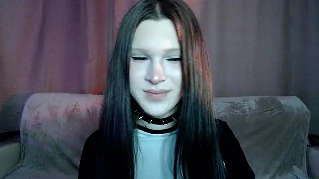 Snapshot of Sexpired_Princess chatting on March 2025 06:32:01 AM Sexpired Princess online show from March 2025 06:32:01 AM